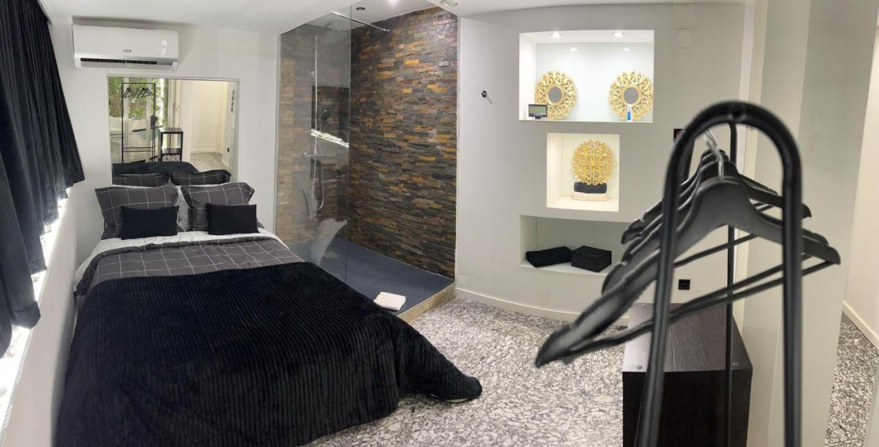 Modern Room With Indoor Shower Near The River - Quarto Moderno Com Duche Interior Proximo Da Ribeira 빌라노바데가이아 외부 사진